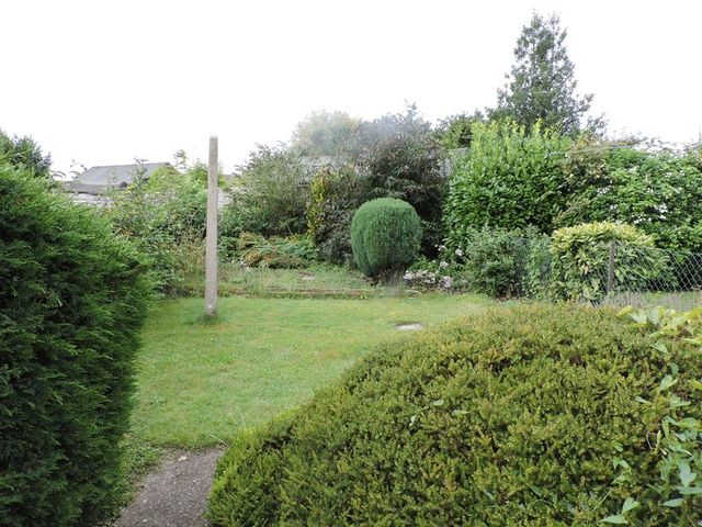  Image of 2 bedroom Terraced house to rent in Stratfield Road Basingstoke RG21 at Stratfield Road  Basingstoke, RG21 5RS