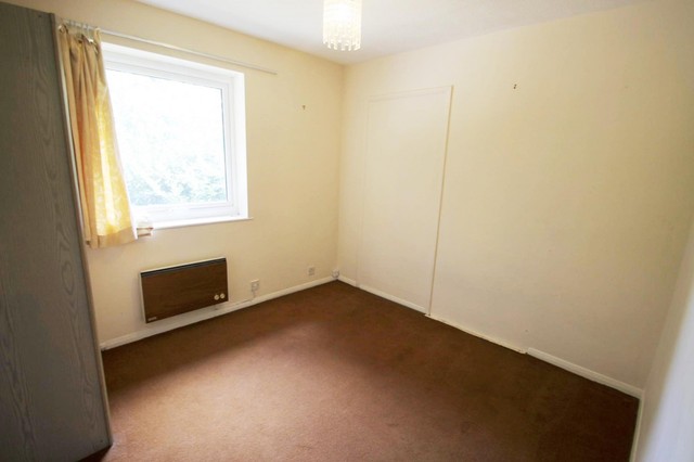  Image of 2 bedroom Flat to rent in Ramsbury Road St. Albans AL1 at Ramsbury Road  St. Albans, AL1 1SS