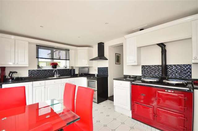  Image of 4 bedroom Detached house for sale in Sun Hill Calbourne Newport PO30 at Calbourne Newport Newport, PO30 4JA
