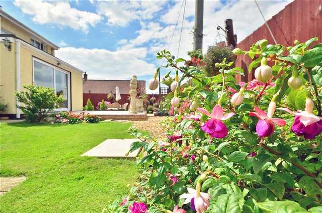  Image of 4 bedroom Detached house for sale in Sun Hill Calbourne Newport PO30 at Calbourne Newport Newport, PO30 4JA