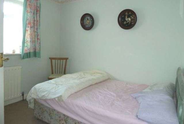  Image of 3 bedroom End of Terrace for sale in Hag Hill Rise Taplow Maidenhead SL6 at Taplow, SL6 0LT