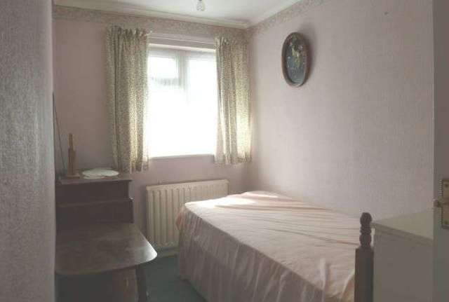  Image of 3 bedroom End of Terrace for sale in Hag Hill Rise Taplow Maidenhead SL6 at Taplow, SL6 0LT