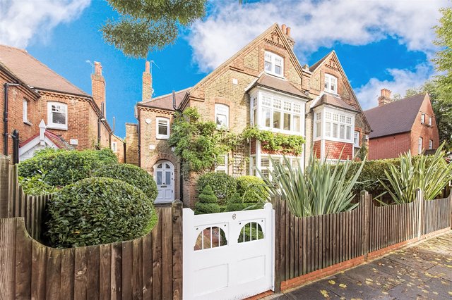  Image of 5 bedroom Detached house for sale in The Avenue London W4 at London  Turnham Green, W4 1HT