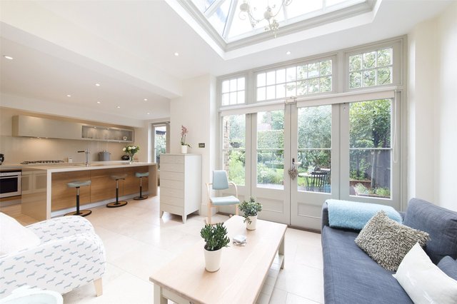  Image of 5 bedroom Detached house for sale in The Avenue London W4 at London  Turnham Green, W4 1HT