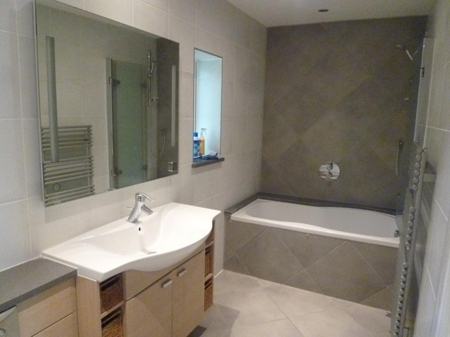  Image of 4 bedroom Detached house to rent in The Drive Aldwick Bognor Regis PO21 at Craigweil  Bognor Regis, PO21 4DT