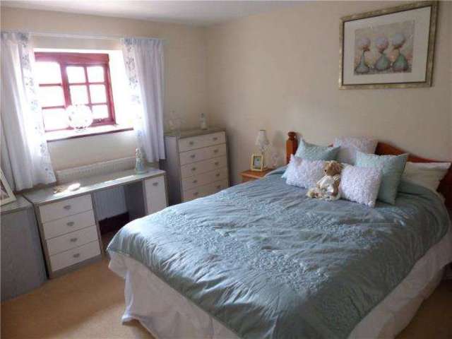  Image of 5 bedroom Barn Conversion to rent in Manor Court Rushden NN10 at Rushden Northamptonshire Rushden, NN10 0NN