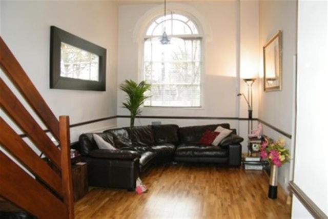  Image of 3 bedroom Flat to rent in The Green Brompton Northallerton DL6 at Northallerton, DL6 2QT