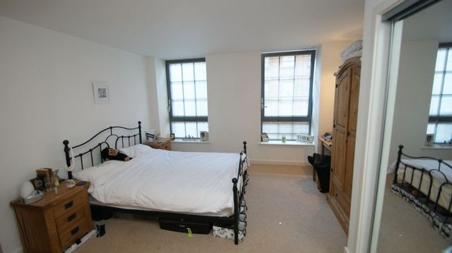  Image of 2 bedroom Flat for sale in Queens Road Nottingham NG2 at Block 1, The Hicking Building (SALES) Queens Road Nottingham, NG2 3BX