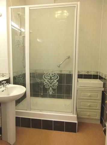  Image of 2 bedroom Apartment to rent in Coronation Road Totnes TQ9 at The Manor House Coronation Road Totnes, TQ9 5DF