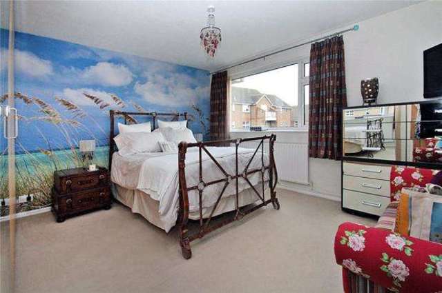  Image of 2 bedroom Apartment for sale in The Martlets Rustington Littlehampton BN16 at Rustington Rustington, BN16 2UG
