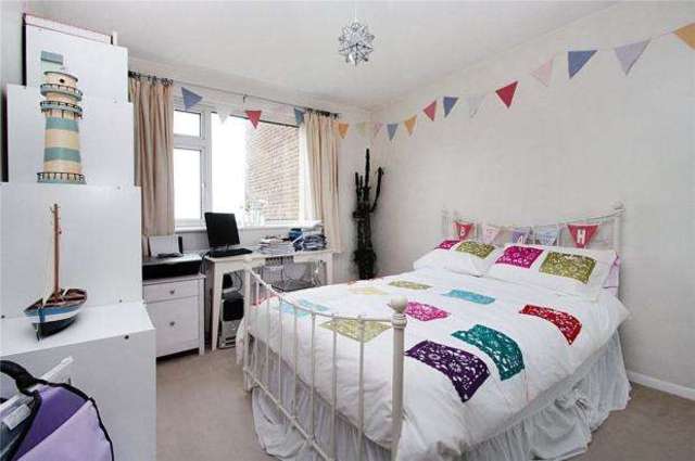  Image of 2 bedroom Apartment for sale in The Martlets Rustington Littlehampton BN16 at Rustington Rustington, BN16 2UG