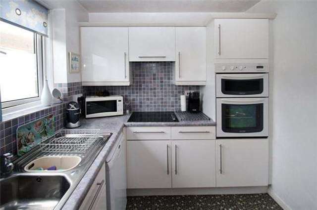  Image of 2 bedroom Apartment for sale in The Martlets Rustington Littlehampton BN16 at Rustington Rustington, BN16 2UG