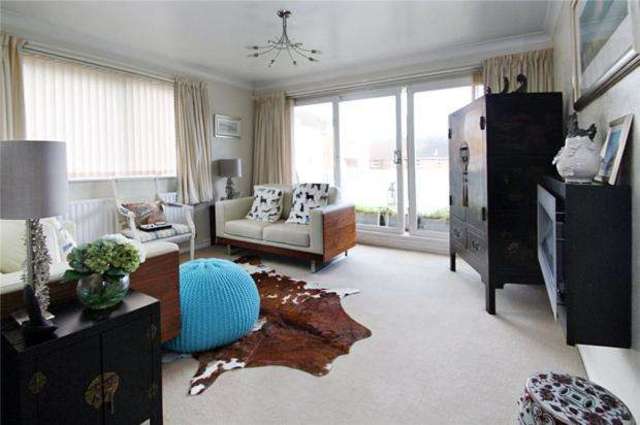  Image of 2 bedroom Apartment for sale in The Martlets Rustington Littlehampton BN16 at Rustington Rustington, BN16 2UG
