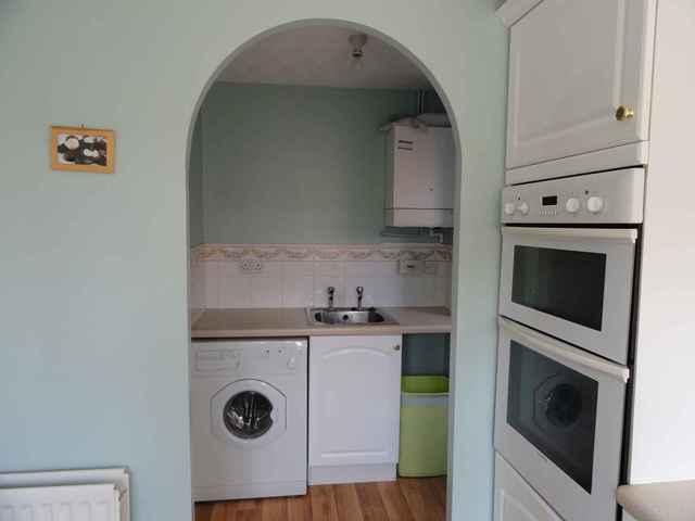  Image of 4 bedroom Detached house to rent in The Oval Oldbrook Milton Keynes MK6 at Oldbrook  Milton Keynes, MK6 2TY