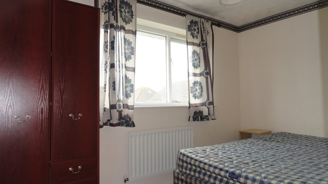  Image of 4 bedroom Detached house to rent in The Oval Oldbrook Milton Keynes MK6 at Oldbrook  Milton Keynes, MK6 2TY