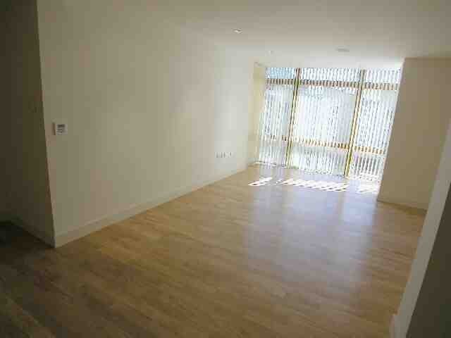  Image of 3 bedroom Flat to rent in Lymington Road London NW6 at Lymington Road London West Hampstead, NW6 1HQ