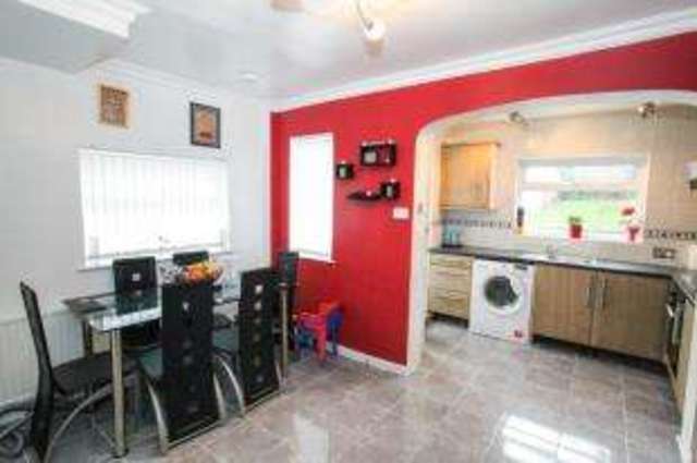  Image of 2 bedroom Semi-Detached house for sale in Third Avenue Luton LU3 at Luton Bedfordshire Sundon Park, LU3 3ER
