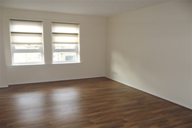  Image of 2 bedroom Flat to rent in Thistle Street Kirkintilloch Glasgow G66 at Kirkintilloch East Dunbartonshire East Dunbartonshire, G66 1NU
