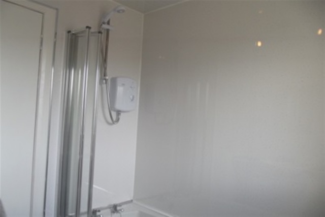  Image of 2 bedroom Flat to rent in Thistle Street Kirkintilloch Glasgow G66 at Glasgow, G66 1NU