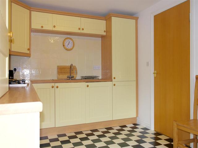  Image of 2 bedroom Flat to rent in Thorter Neuk Dundee DD1 at City Centre Dundee Dundee, DD1 3BU