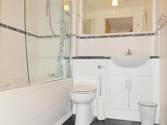  Image of 2 bedroom Flat to rent in Thorter Neuk Dundee DD1 at City Centre Dundee Dundee, DD1 3BU