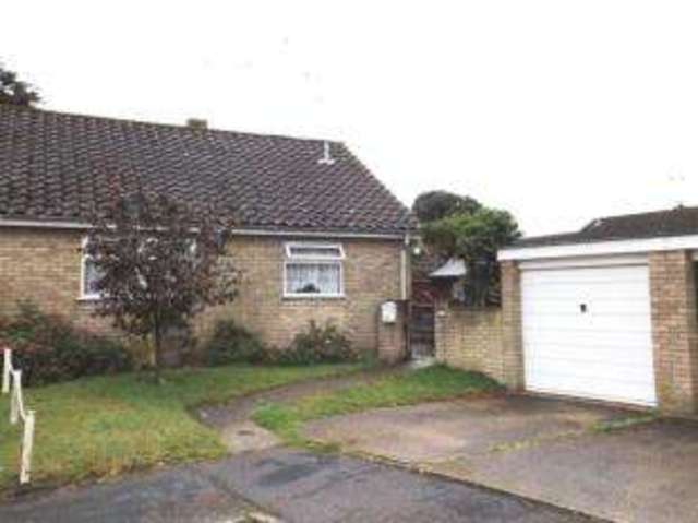  Image of 2 bedroom Bungalow for sale in Links Close Thurlton Norwich NR14 at Thurlton Norwich Thurlton, NR14 6RG