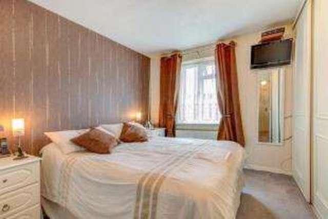  Image of 2 bedroom Terraced house for sale in Coalport Way Tilehurst Reading RG30 at Tilehurst Reading Tilehurst, RG30 6HY
