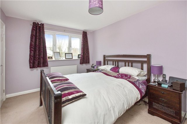  Image of 4 bedroom Detached house to rent in Tithe Close Maidenhead SL6 at Maidenhead Berkshire Holyport, SL6 2YT