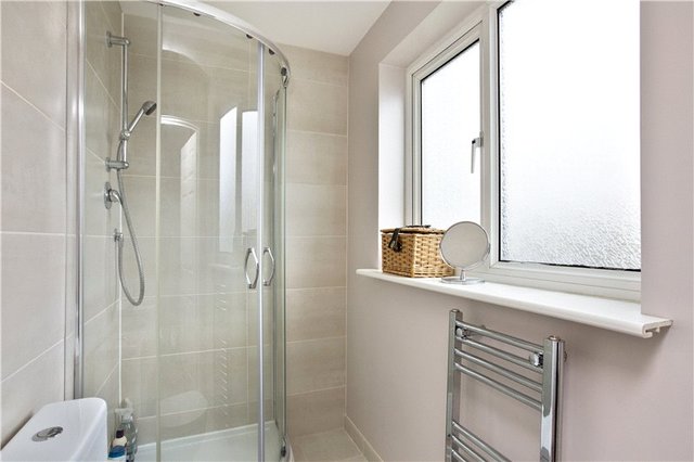  Image of 4 bedroom Detached house to rent in Tithe Close Maidenhead SL6 at Maidenhead Berkshire Holyport, SL6 2YT