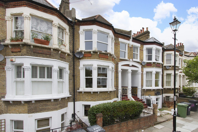  Image of 2 bedroom Flat to rent in Tressillian Road London SE4 at Tressillian Road Brockley London, SE4 1XX