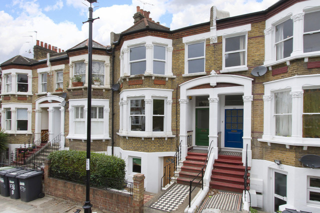  Image of 2 bedroom Flat to rent in Tressillian Road London SE4 at Tressillian Road Brockley London, SE4 1XX