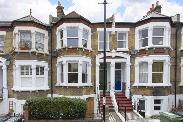 Image of 2 bedroom Flat to rent in Tressillian Road London SE4 at Tressillian Road Brockley London, SE4 1XX