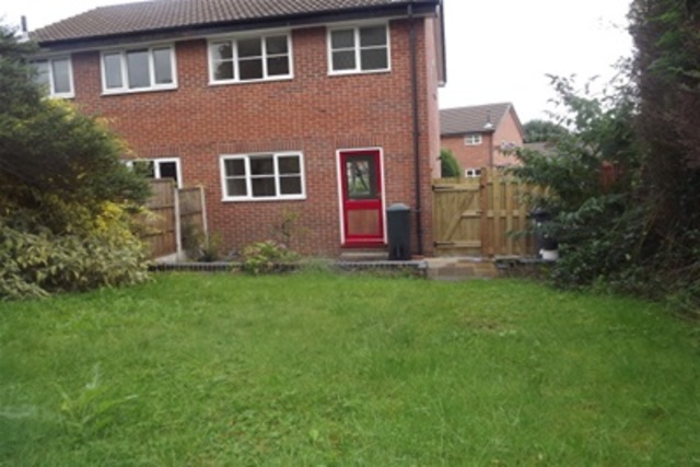  Image of 2 bedroom Detached house to rent in Tunstall Green Chesterfield S40 at Chesterfield, S40 2DY