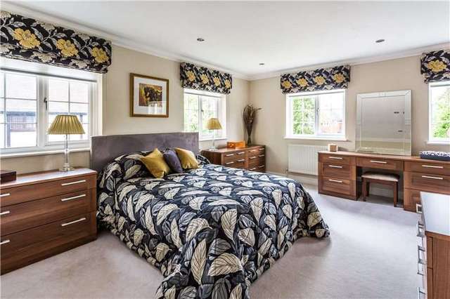  Image of 5 bedroom Detached house for sale in Tydcombe Road Warlingham CR6 at Warlingham Surrey Warlingham, CR6 9LU