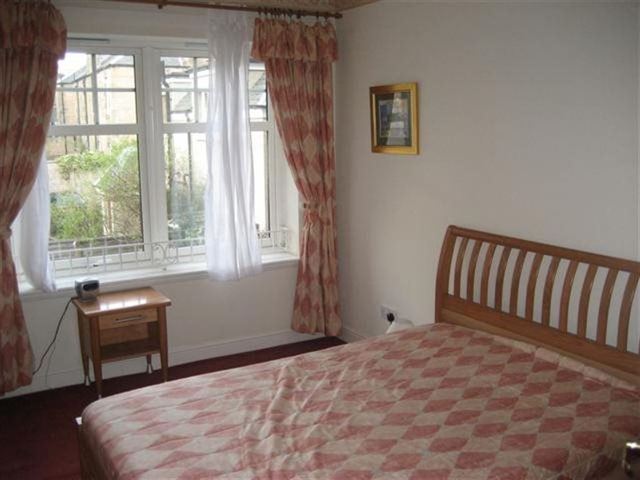  Image of 2 bedroom Flat to rent in Upper Gray Street Edinburgh EH9 at Newington Edinburgh Edinburgh, EH9 1SW