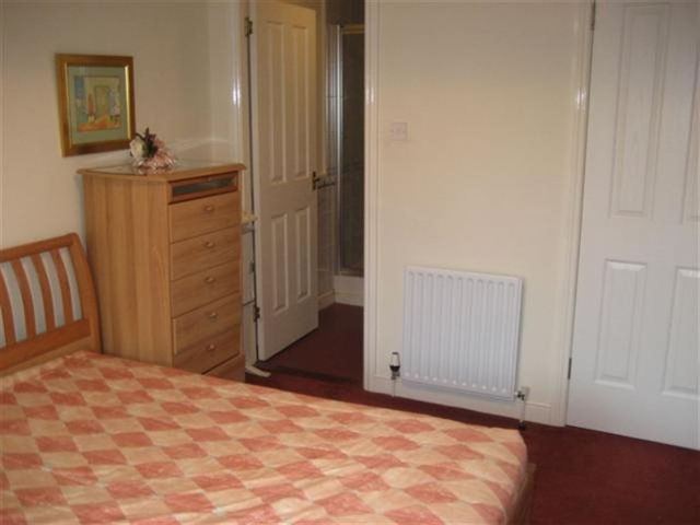  Image of 2 bedroom Flat to rent in Upper Gray Street Edinburgh EH9 at Newington Edinburgh Edinburgh, EH9 1SW