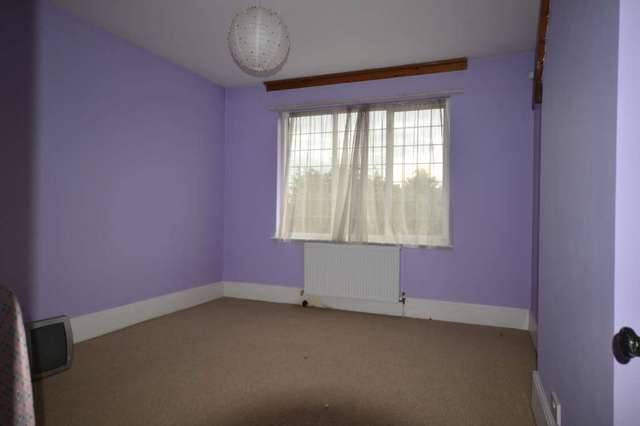  Image of 5 bedroom Detached house for sale in Upton Road Bexleyheath DA6 at Upton Road  Bexleyheath, DA6 8LX