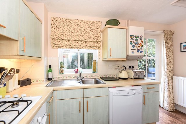  Image of 3 bedroom End of Terrace for sale in Verbena Close Winnersh Wokingham RG41 at Winnersh Wokingham Winnersh, RG41 5ST