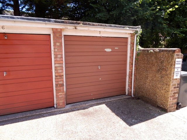  Image of Detached house to rent in Spencer Road Eastbourne BN21 at Vernon Lodge 6 Spencer Road Eastbourne, BN21 4PA