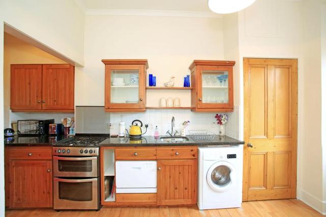  Image of 2 bedroom Flat to rent in Victoria Street Aberdeen AB10 at City Centre Aberdeen Aberdeen, AB10 1UU