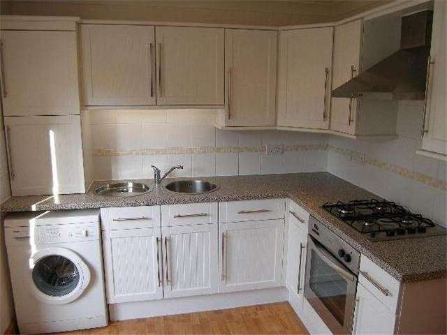  Image of 2 bedroom Terraced house to rent in Victoria Street Ely CB7 at ELY  Ely, CB7 4BL