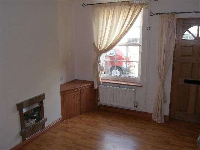  Image of 2 bedroom Terraced house to rent in Victoria Street Ely CB7 at ELY  Ely, CB7 4BL