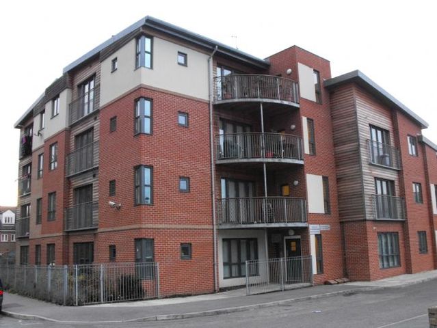  Image of 2 bedroom Flat to rent in Stephenson Road London E17 at Stephenson Road  London, E17 7LE