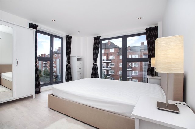  Image of 1 bedroom Flat to rent in Wandsworth Road London SW8 at Vauxhall London Vauxhall, SW8 2LB