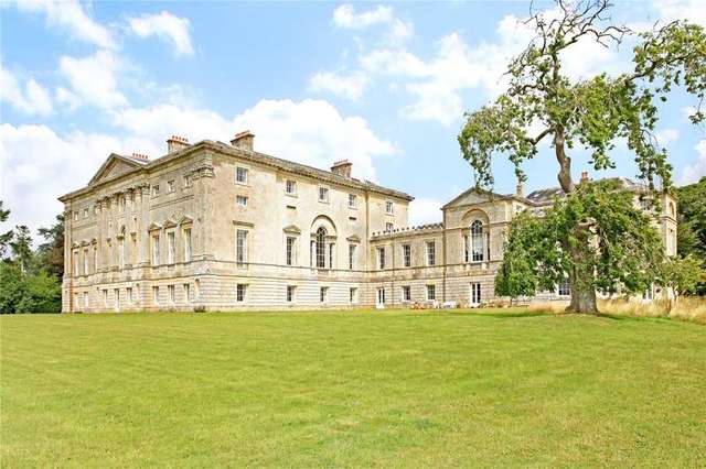 Image of 5 bedroom Flat for sale in Wardour Tisbury Salisbury SP3 at Tisbury Wiltshire East Hatch, SP3 6RH