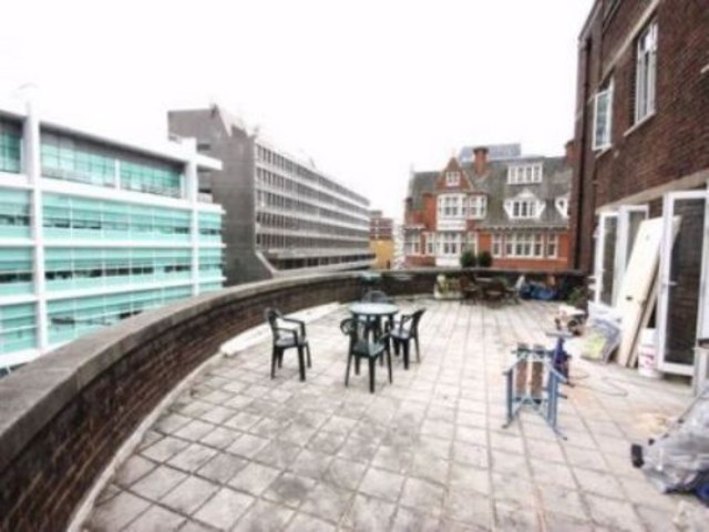  Image of 2 bedroom Flat to rent in Euston Road London NW1 at Warren Court Euston Bloomsbury, NW1 3AA