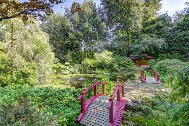  Image of 3 bedroom Flat for sale in Warren Road Coombe Kingston upon Thames KT2 at Warren Road  Kingston Upon Thames, KT2 7LF