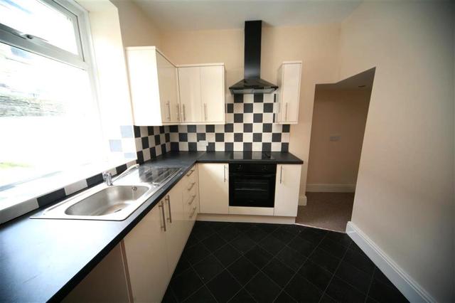  Image of 2 bedroom Terraced house to rent in Wells Street Haslingden Rossendale BB4 at Rossendale Lancashire Rossendale, BB4 5LS