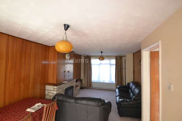  Image of 3 bedroom Semi-Detached house to rent in Wensley Road Reading RG1 at Wensley Road  Reading, RG1 6DQ