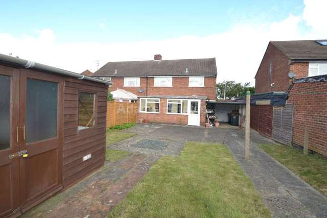  Image of 3 bedroom Semi-Detached house to rent in Wensley Road Reading RG1 at Wensley Road  Reading, RG1 6DQ